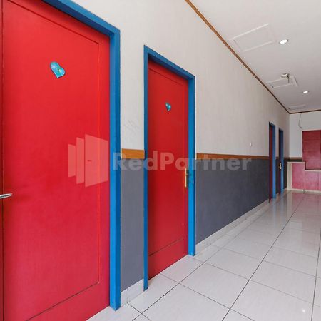 Ian Hotel Jaksa Mitra Reddoorz 자카르타 외부 사진